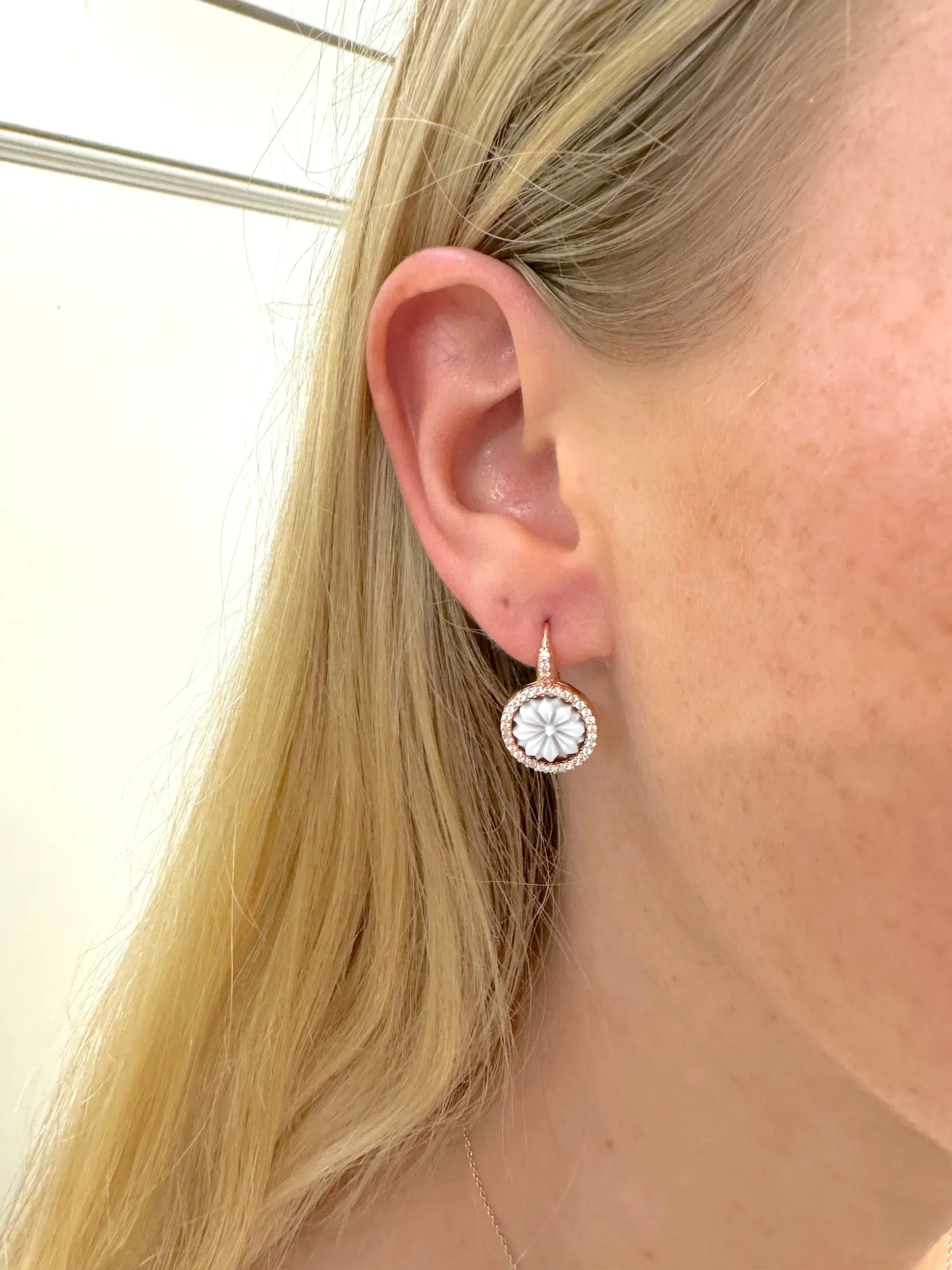 Italian Small Round Daisy Cameo Earrings